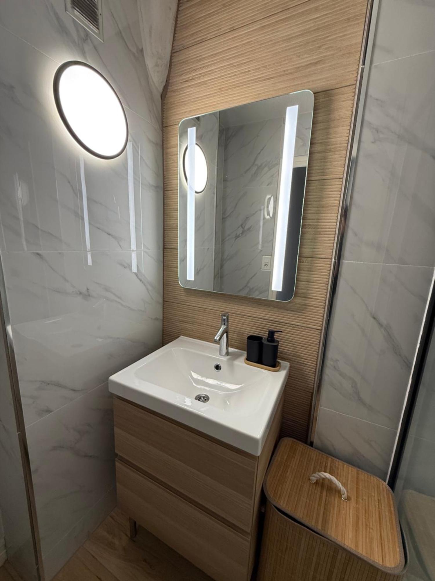 Superbe Duplex Avec Parking Gratuit Appartement Grenoble Buitenkant foto